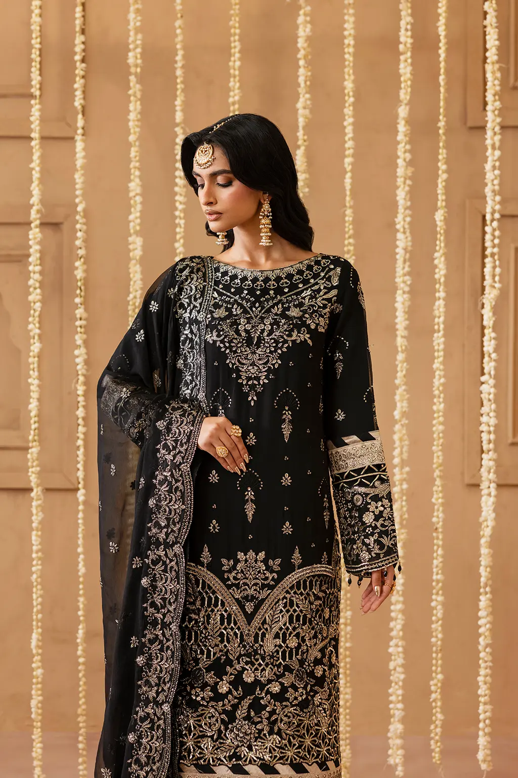 EMAAN ADEEL - SAHAR Emaan Adeel