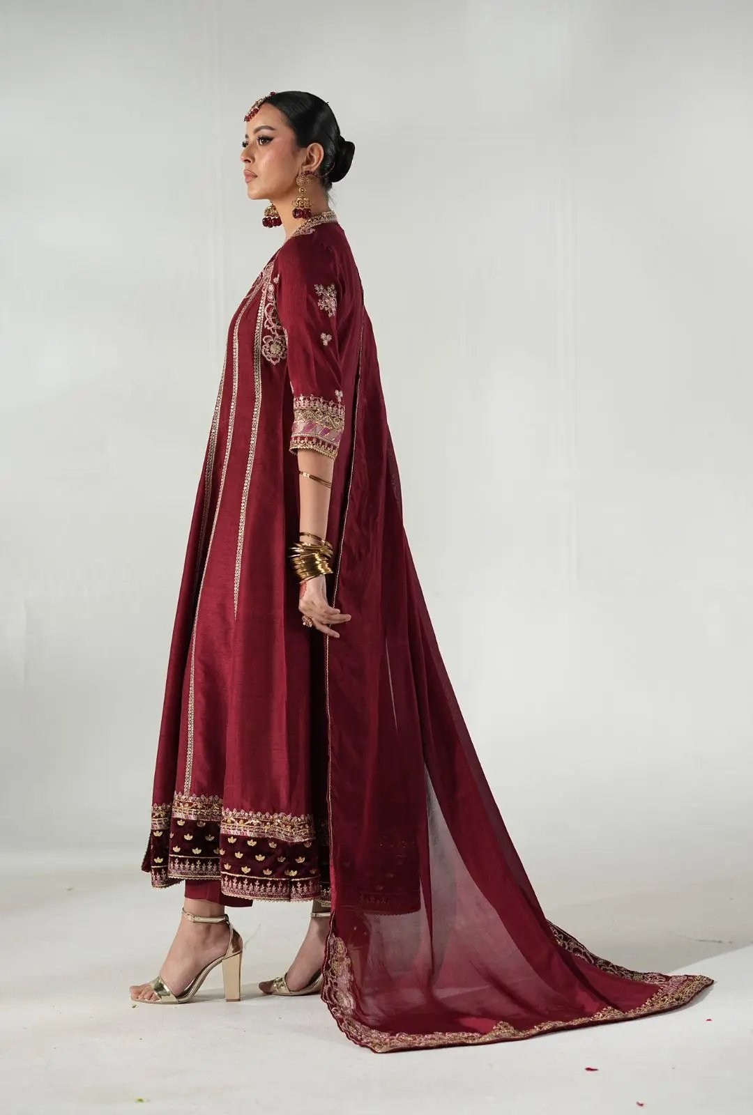 AJR COUTURE - RUBY RAFFIA Rubina's Collection