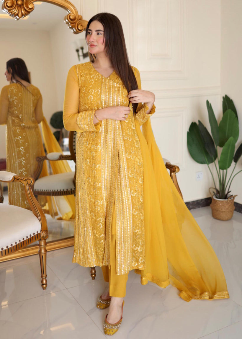 RANG-E-HAYA - HOOR (SAFFRON)