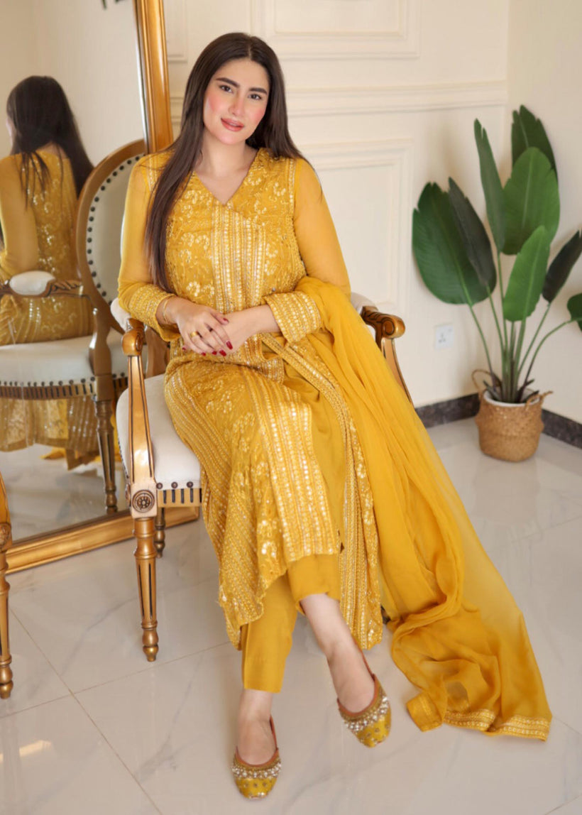 RANG-E-HAYA - HOOR (SAFFRON)