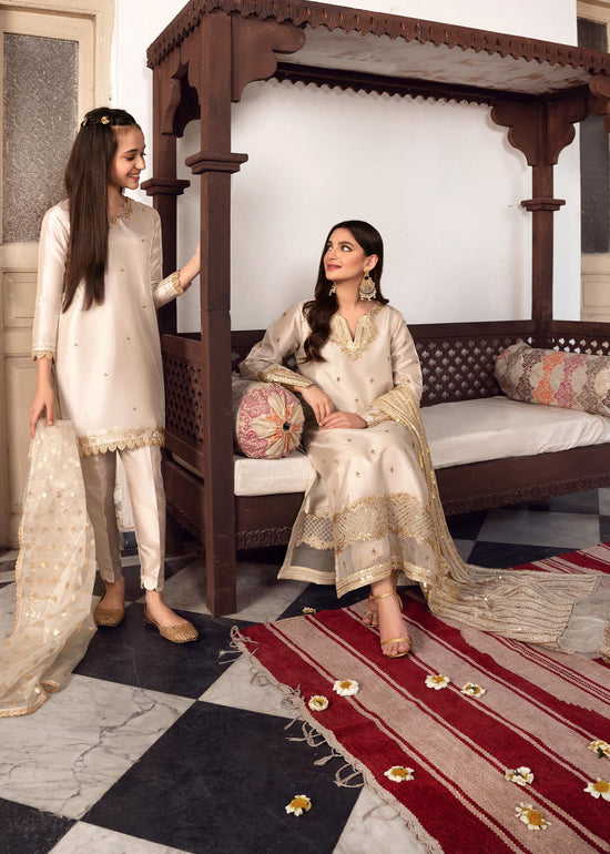 RANG-E-HAYA - SANDALI PEARL WHITE KIDS