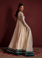 RIPRET - IVORINE PISHWAS