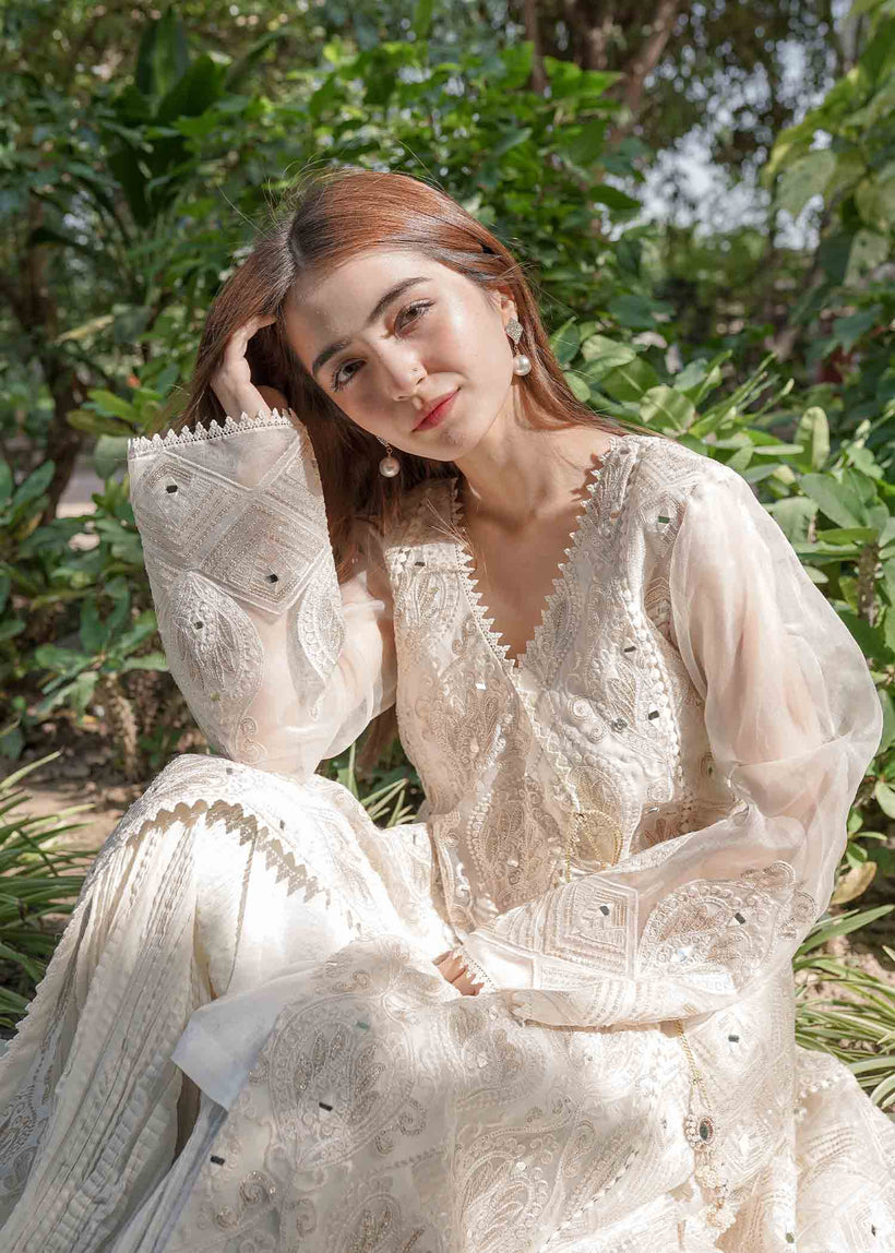 RANG-E-HAYA - LILY (ASH WHITE)