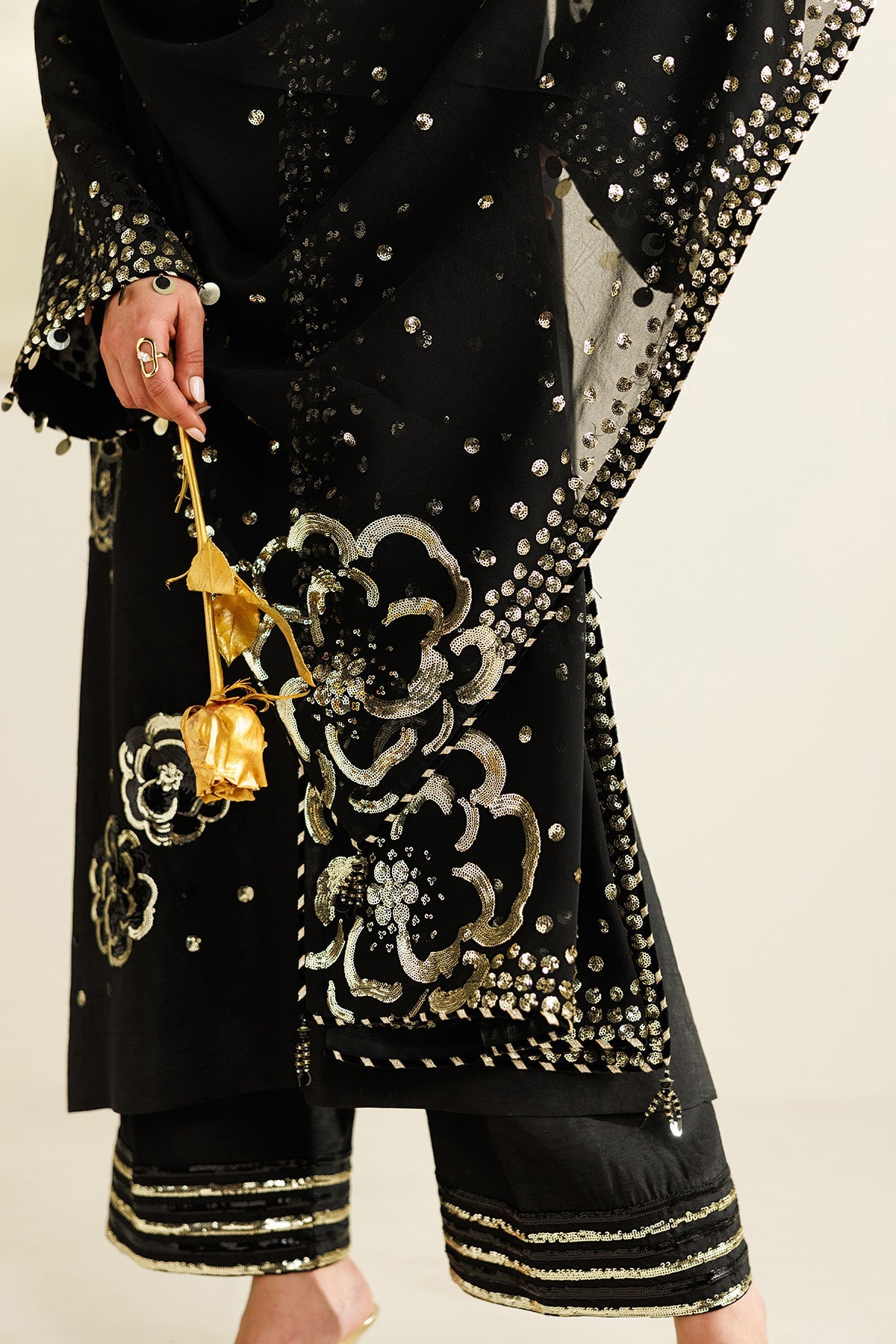EMBROIDERED RAW SILK UR-7065