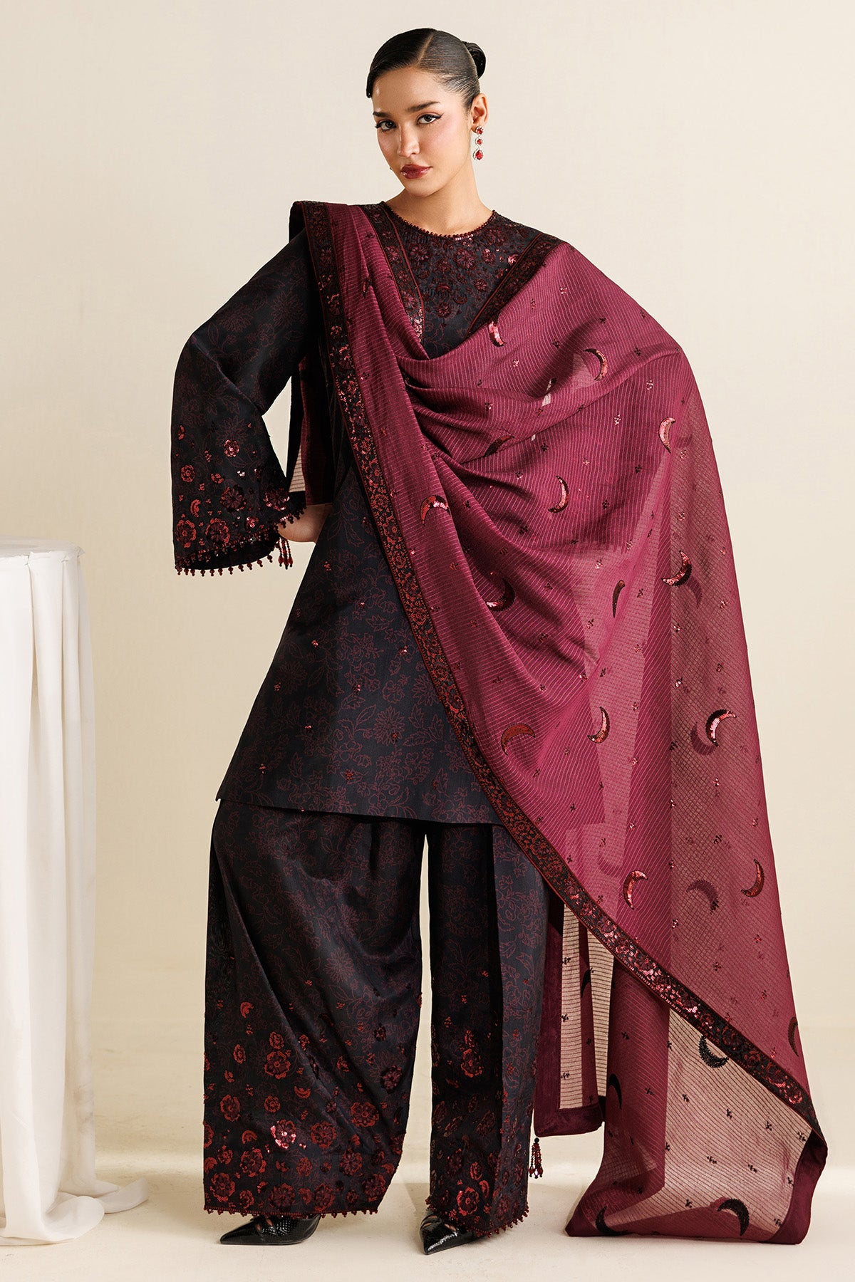 EMBROIDERED RAW SILK UR-7068