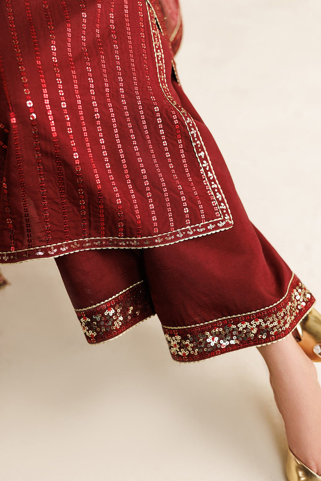EMBROIDERED RAW SILK UR-7070