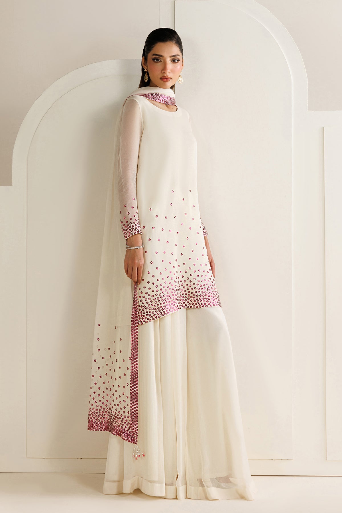 EMBROIDERED CHIFFON UC-3134