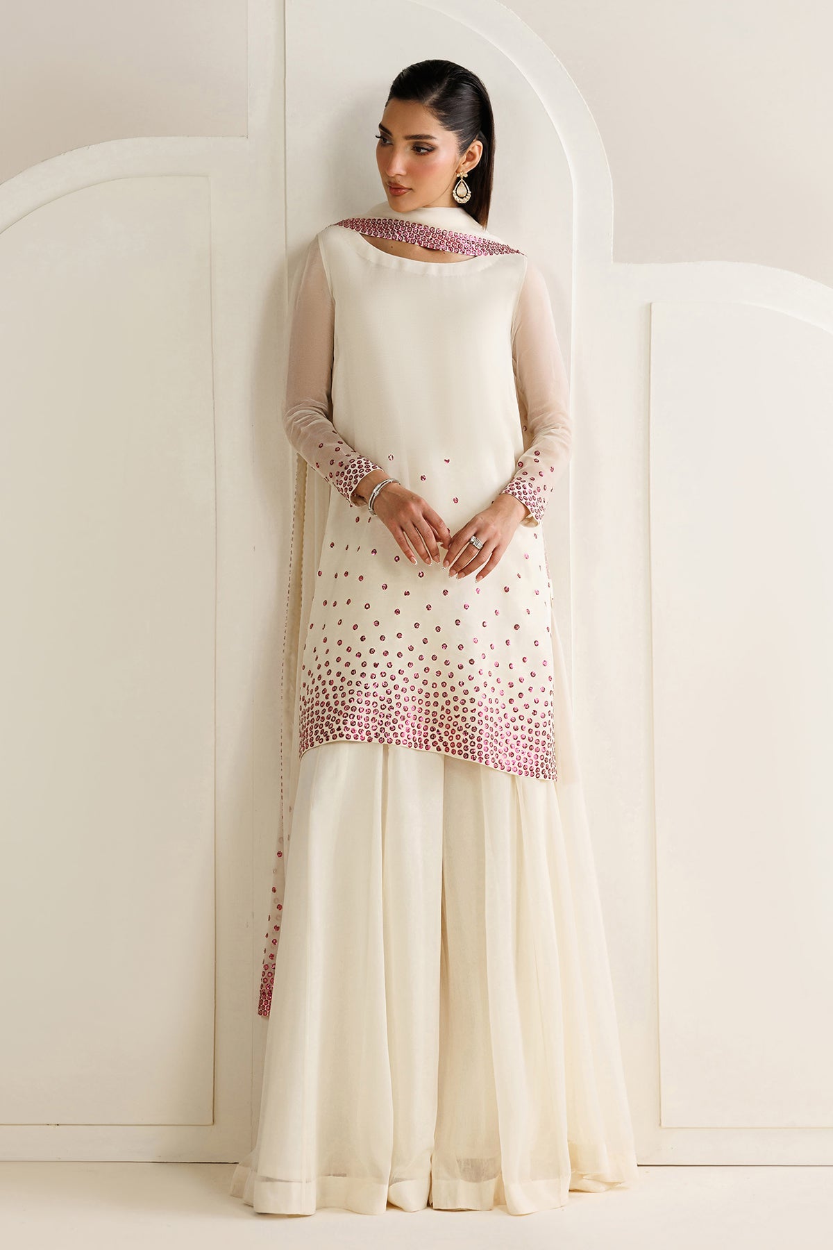 EMBROIDERED CHIFFON UC-3134