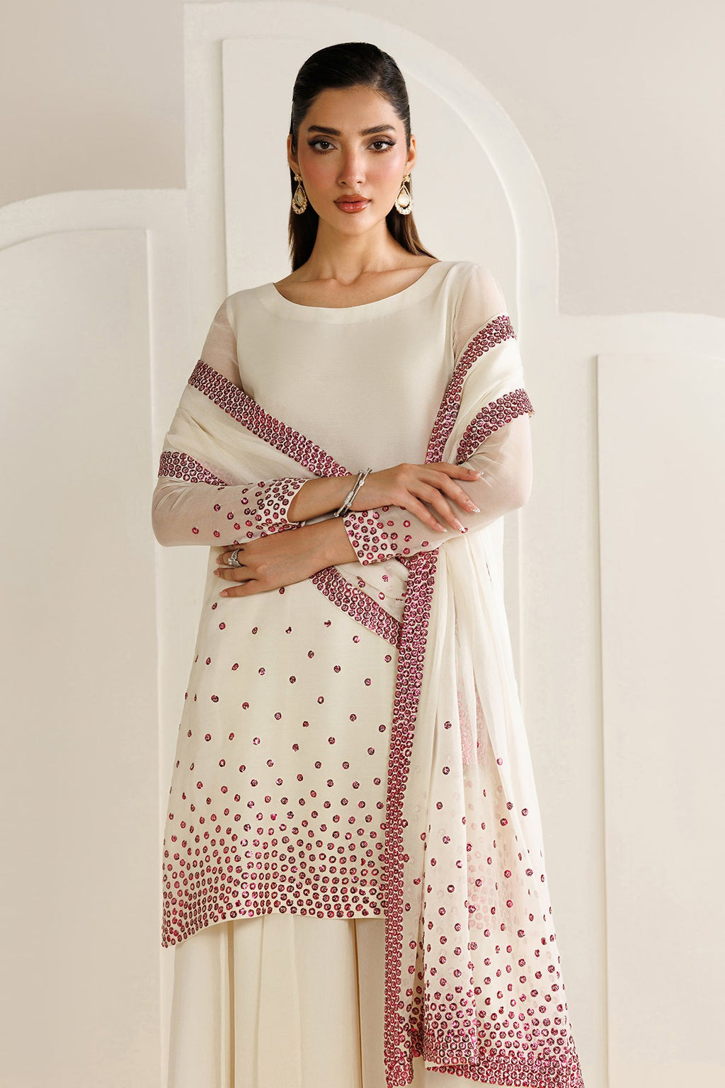 EMBROIDERED CHIFFON UC-3134