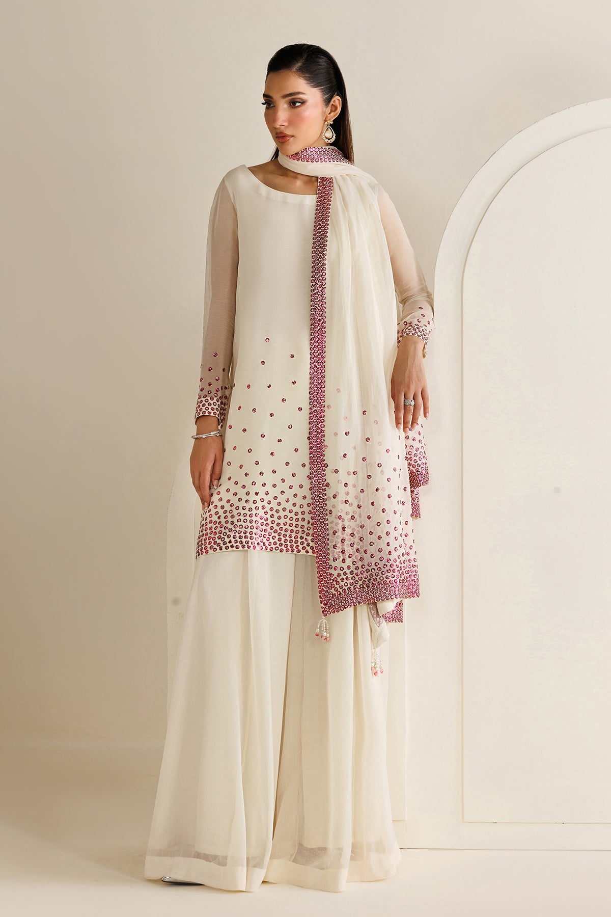EMBROIDERED CHIFFON UC-3134