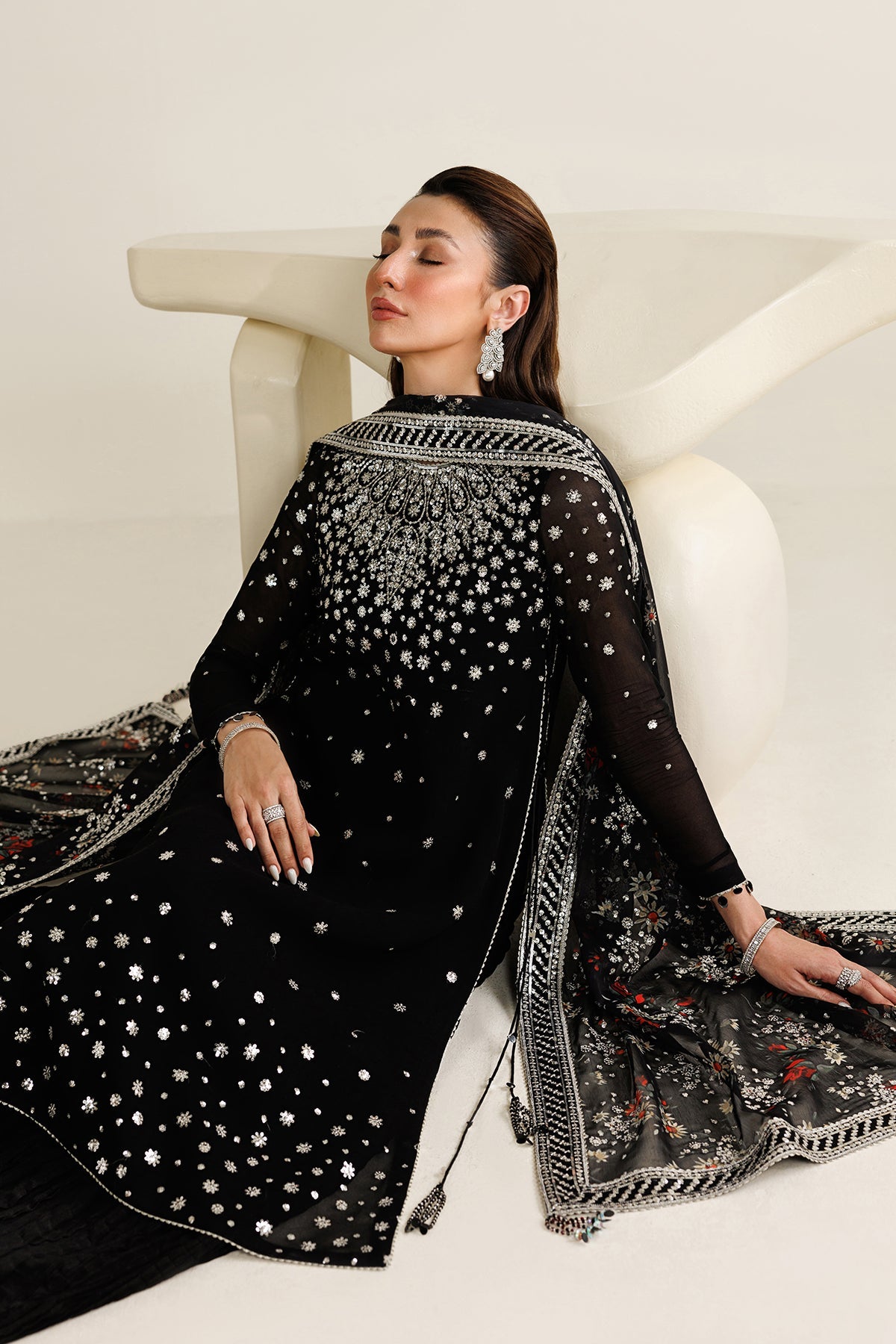 EMBROIDERED CHIFFON UC-3127