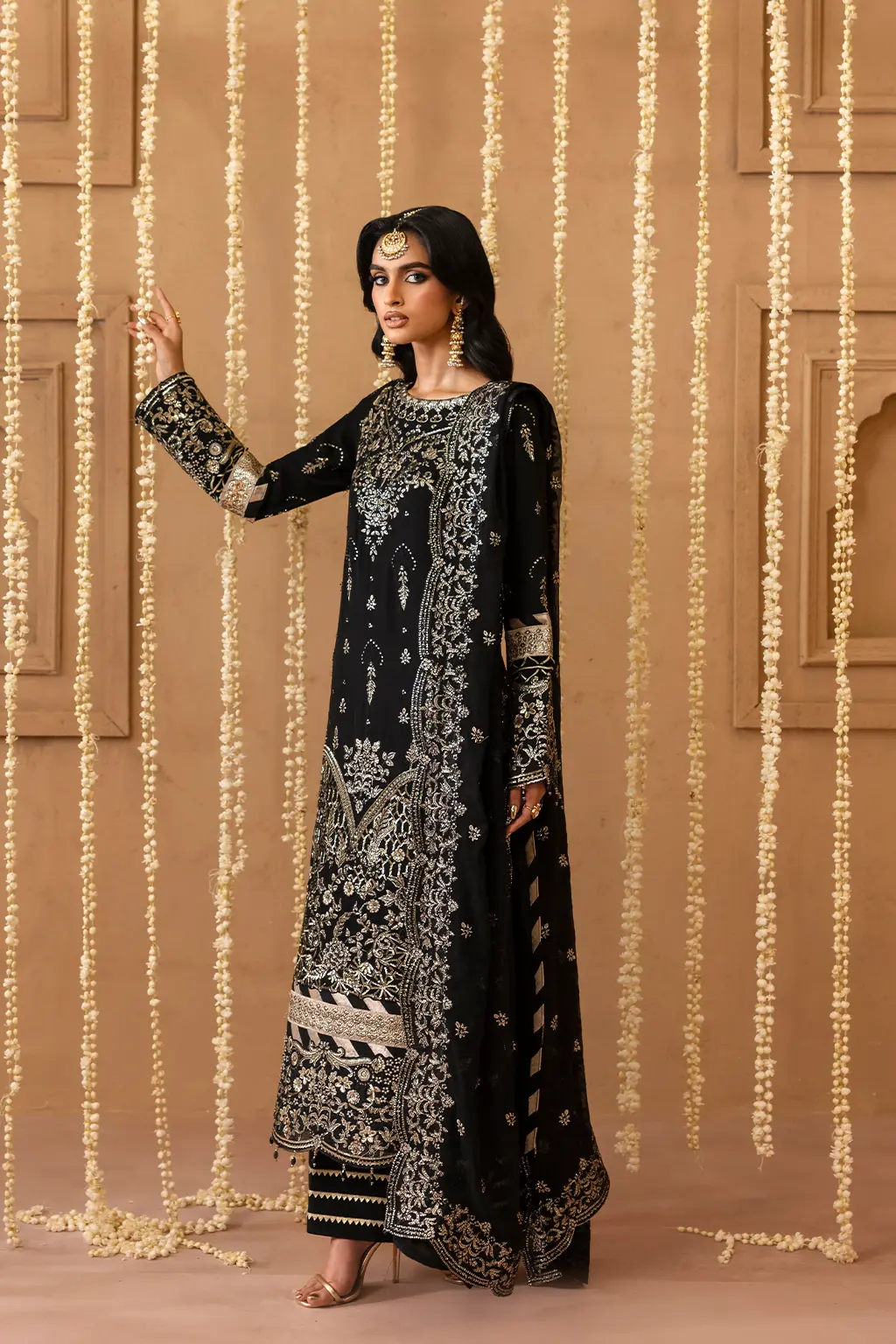 EMAAN ADEEL - SAHAR Emaan Adeel