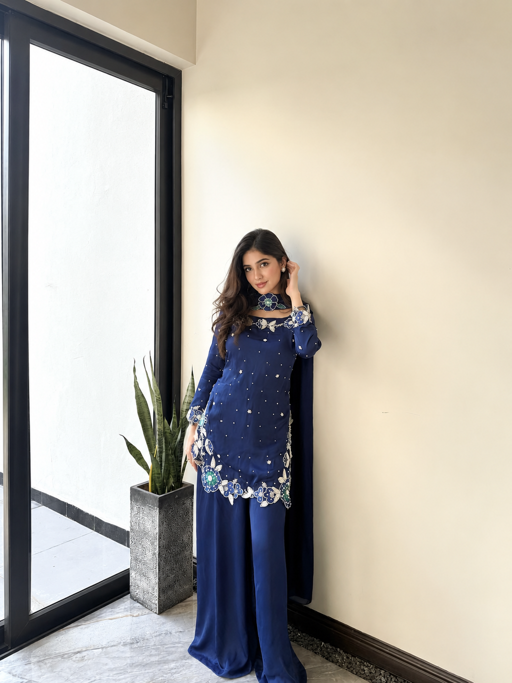 NAVY BLOOM
