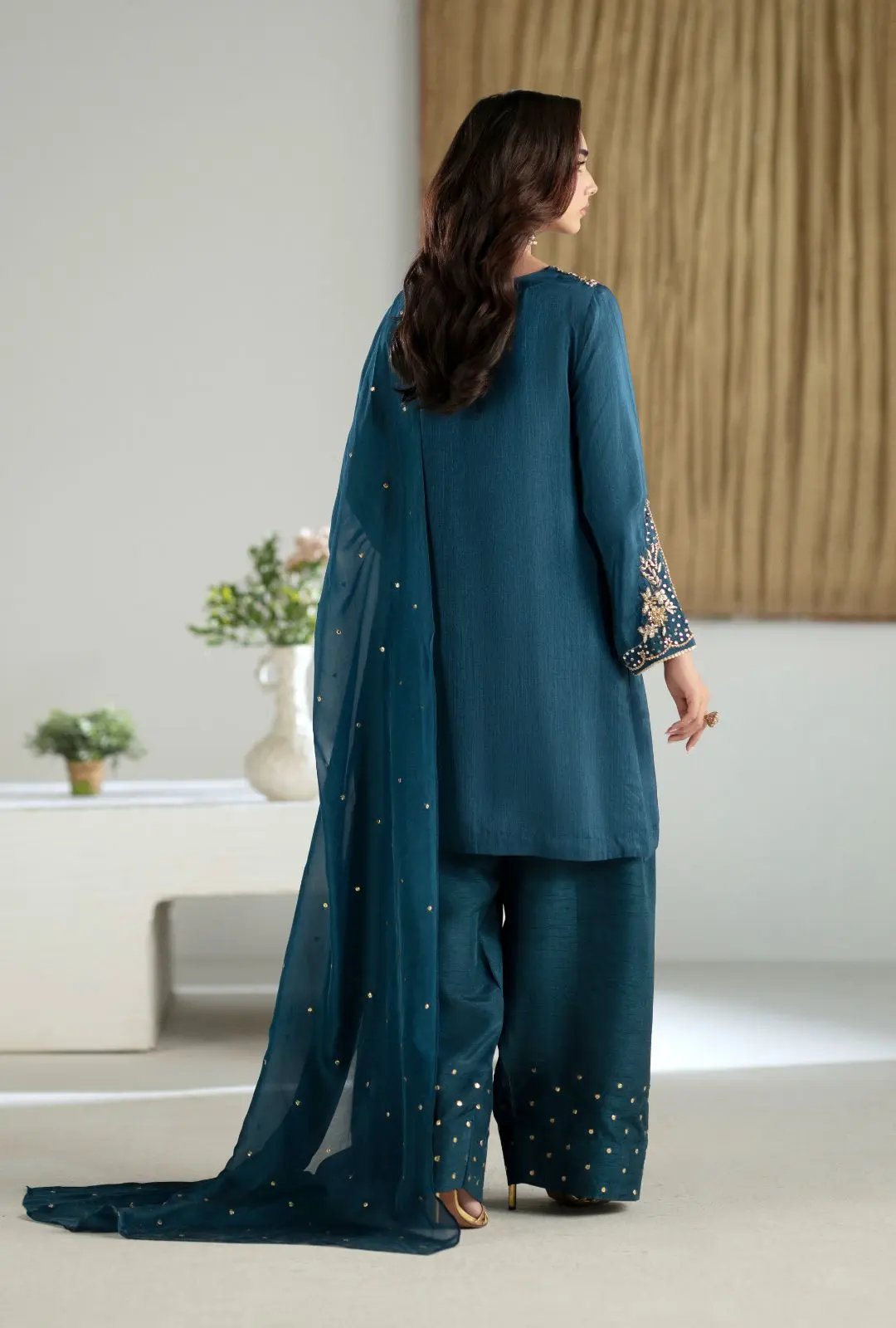INAYAT - LIVIA Rubina's Collection