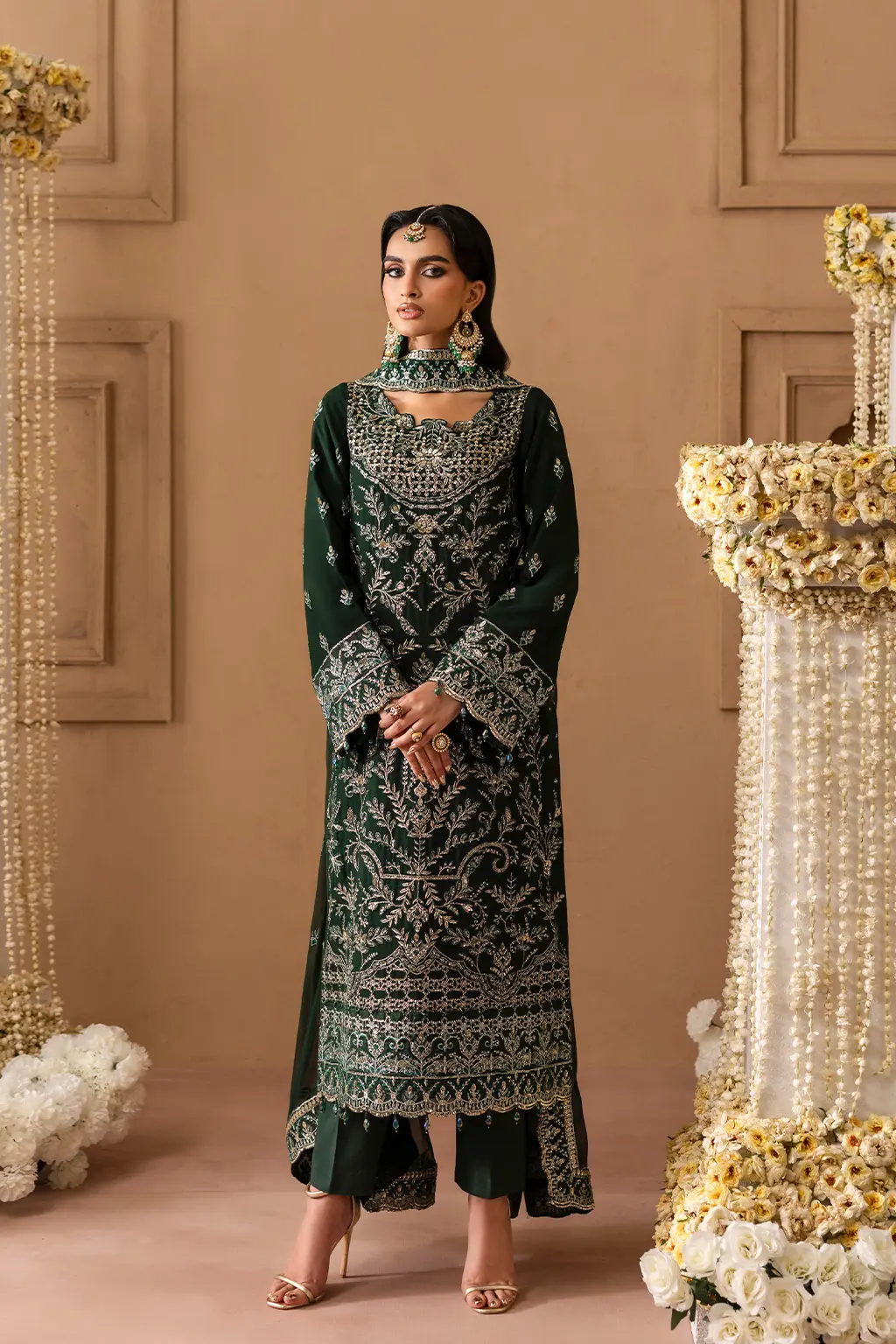 EMAAN ADEEL - VANIA Emaan Adeel