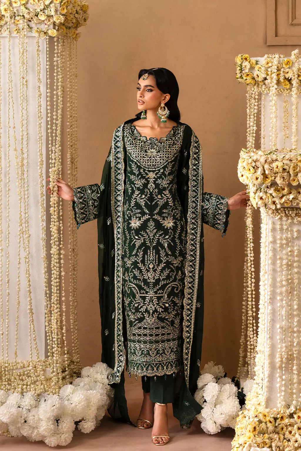 EMAAN ADEEL - VANIA Emaan Adeel