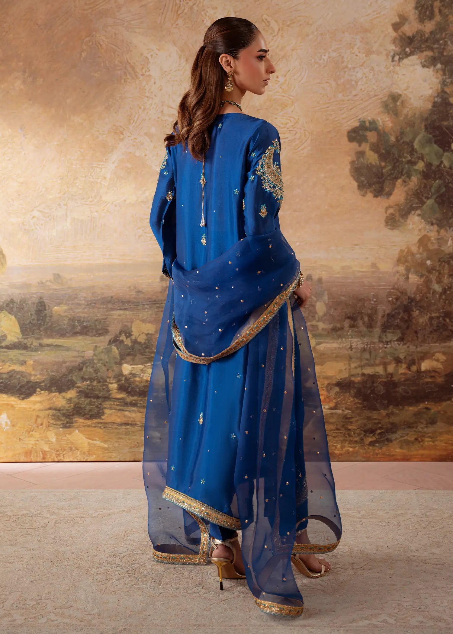 MANZIL BLUE