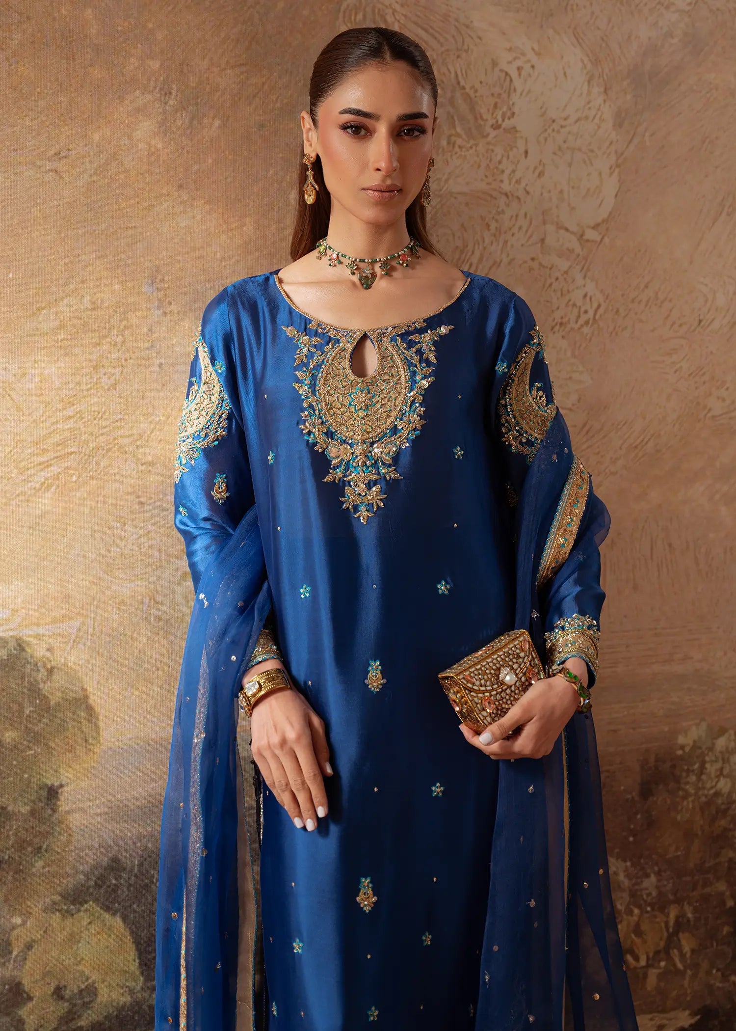 MANZIL BLUE
