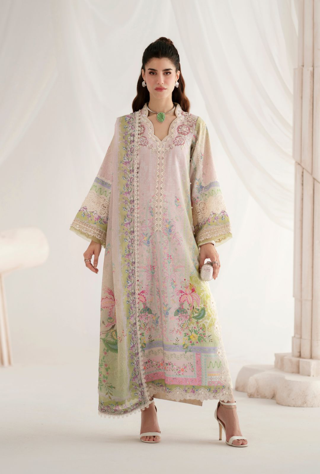AJR COUTURE - AMORIA