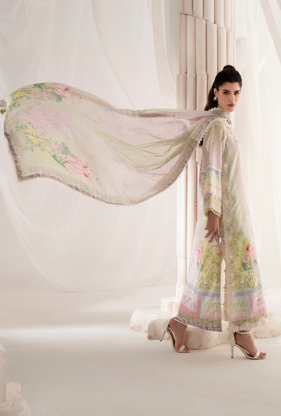 AJR COUTURE - AMORIA