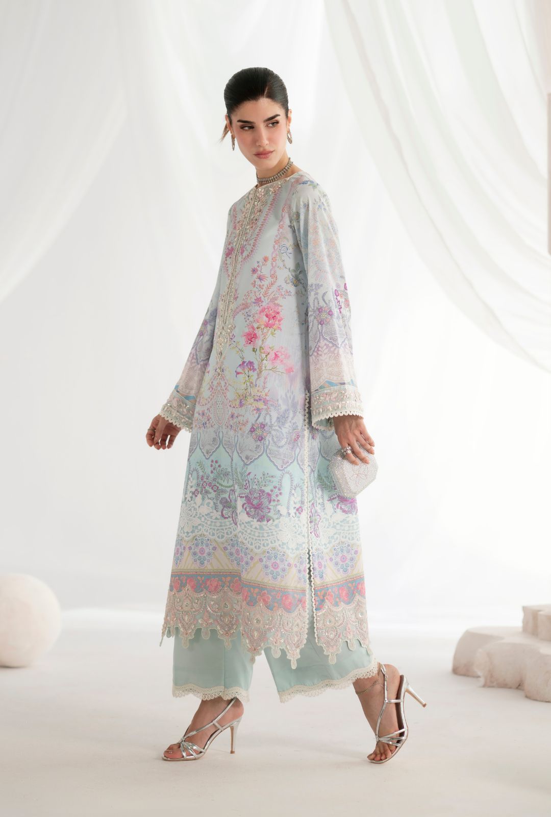 AJR COUTURE - AURINA