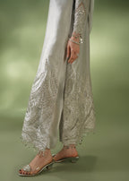 AURA GREY