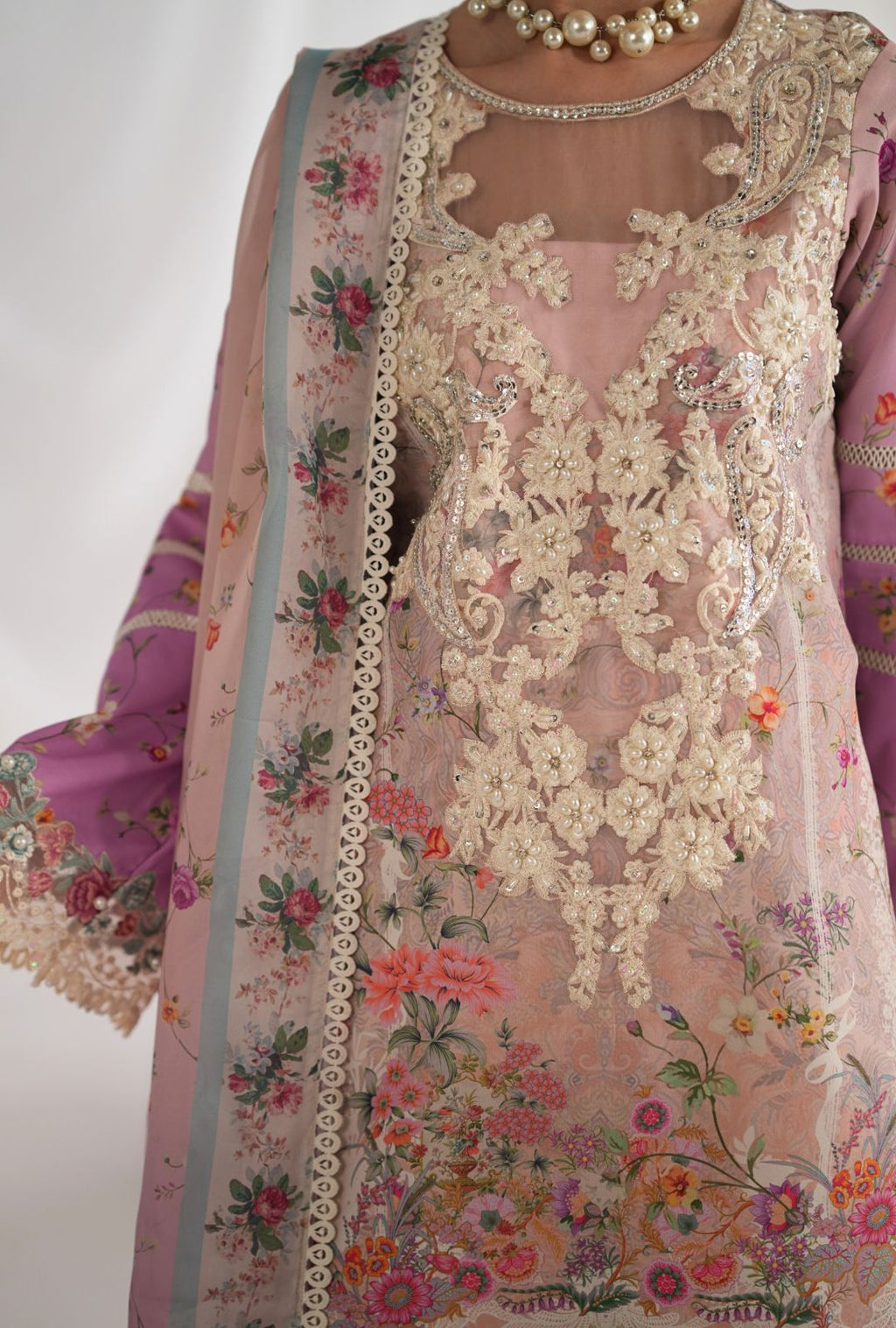 AJR COUTURE - CEYLA