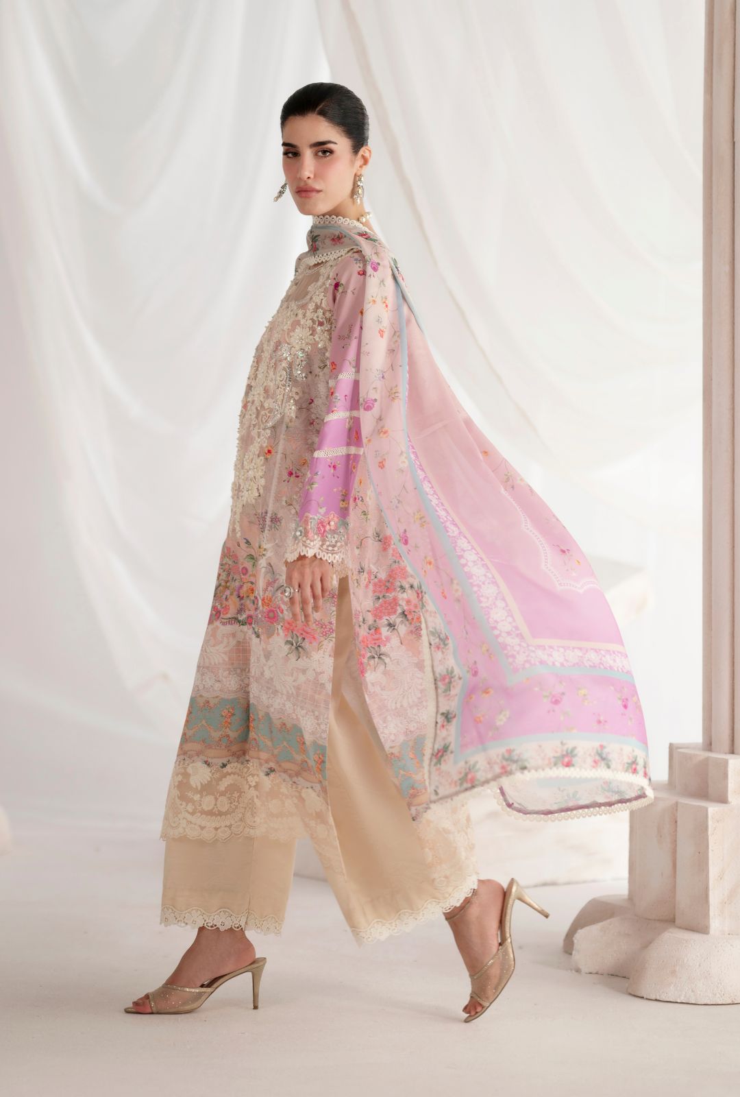 AJR COUTURE - CEYLA