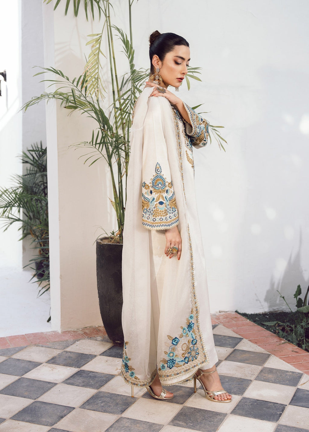 VINTAGE (IVORY)