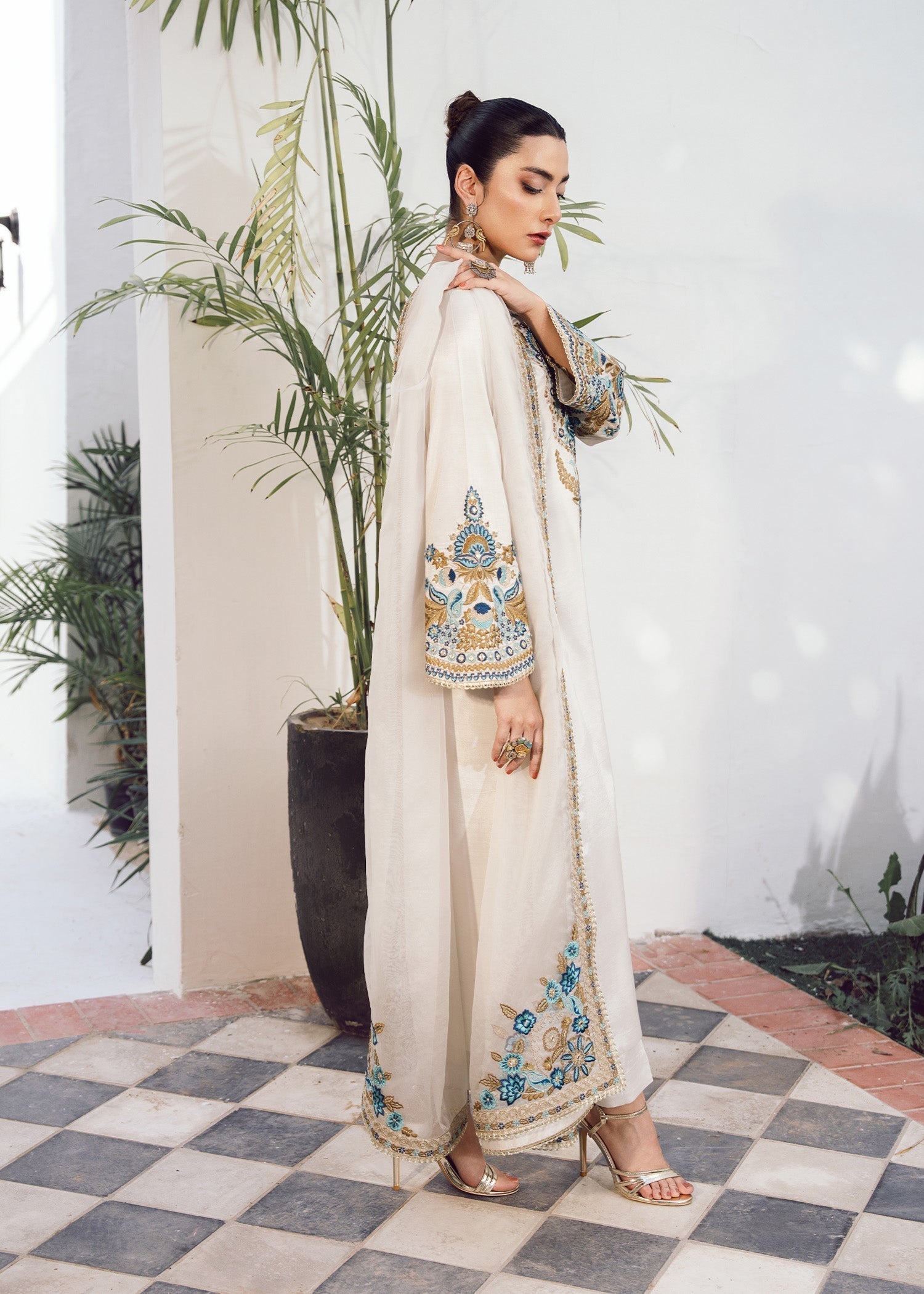 VINTAGE (IVORY)