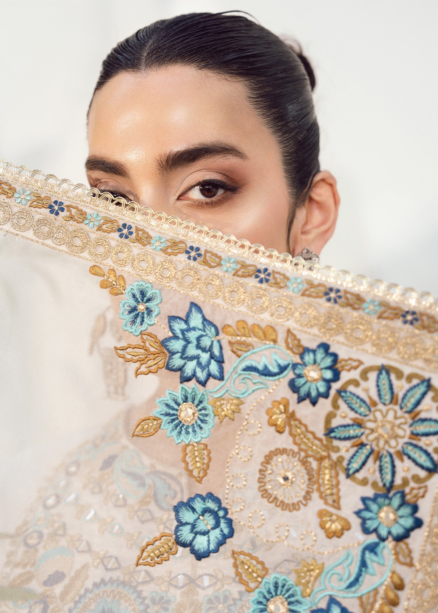 VINTAGE (IVORY)