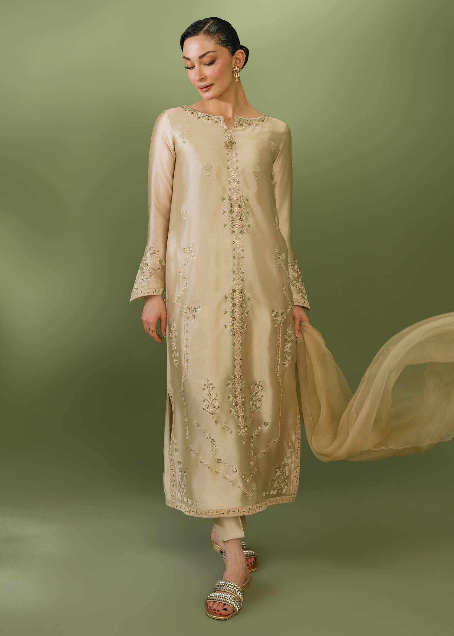 NAHL BEIGE