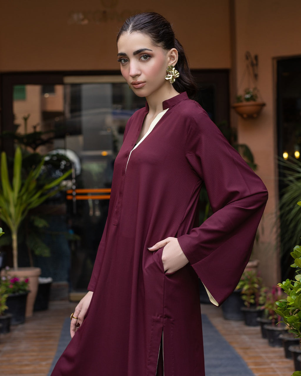 AV-03