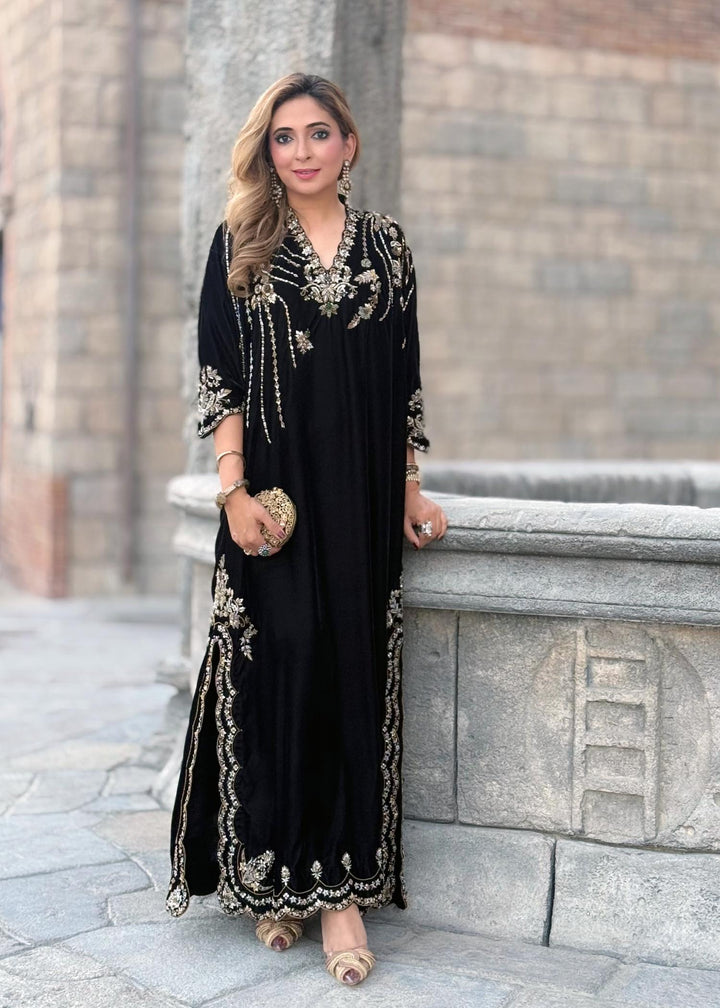MAKHMALI NAAZ