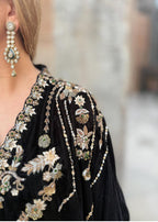 MAKHMALI NAAZ