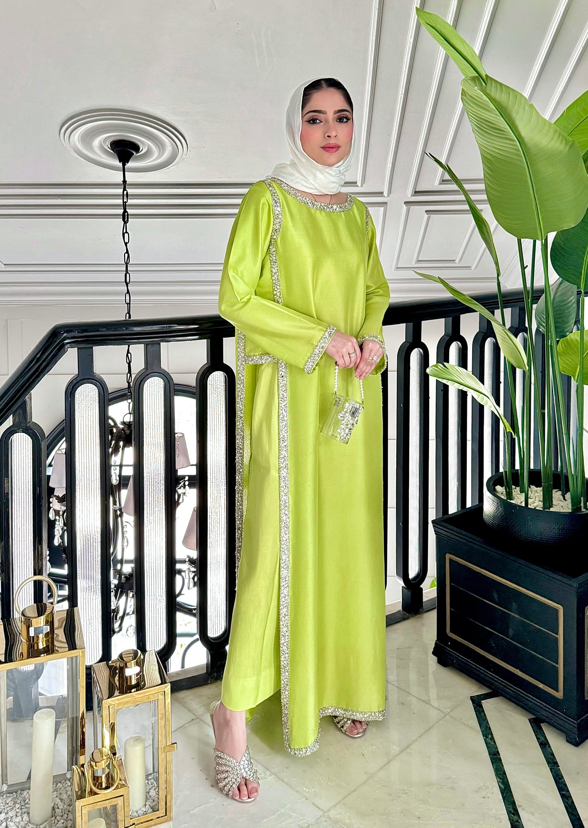 LIME CHARM B