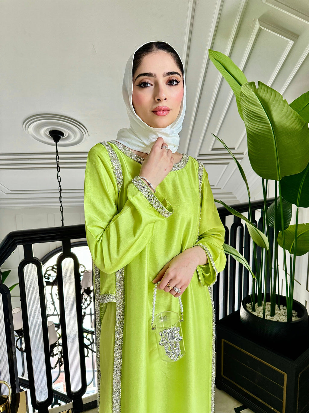 LIME CHARM B