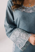 ROSEWOOD FLORAL