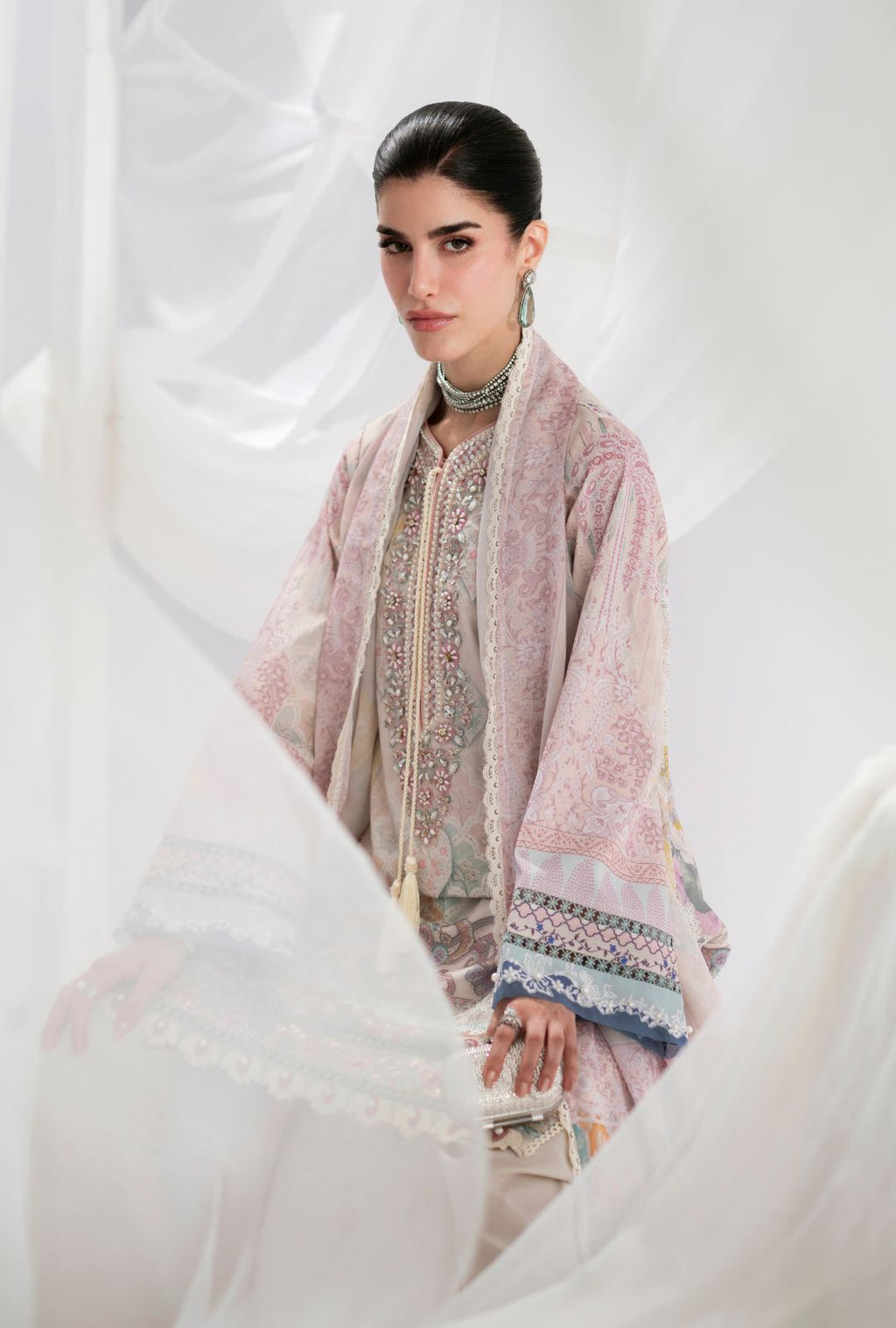 AJR COUTURE - LUMIERE