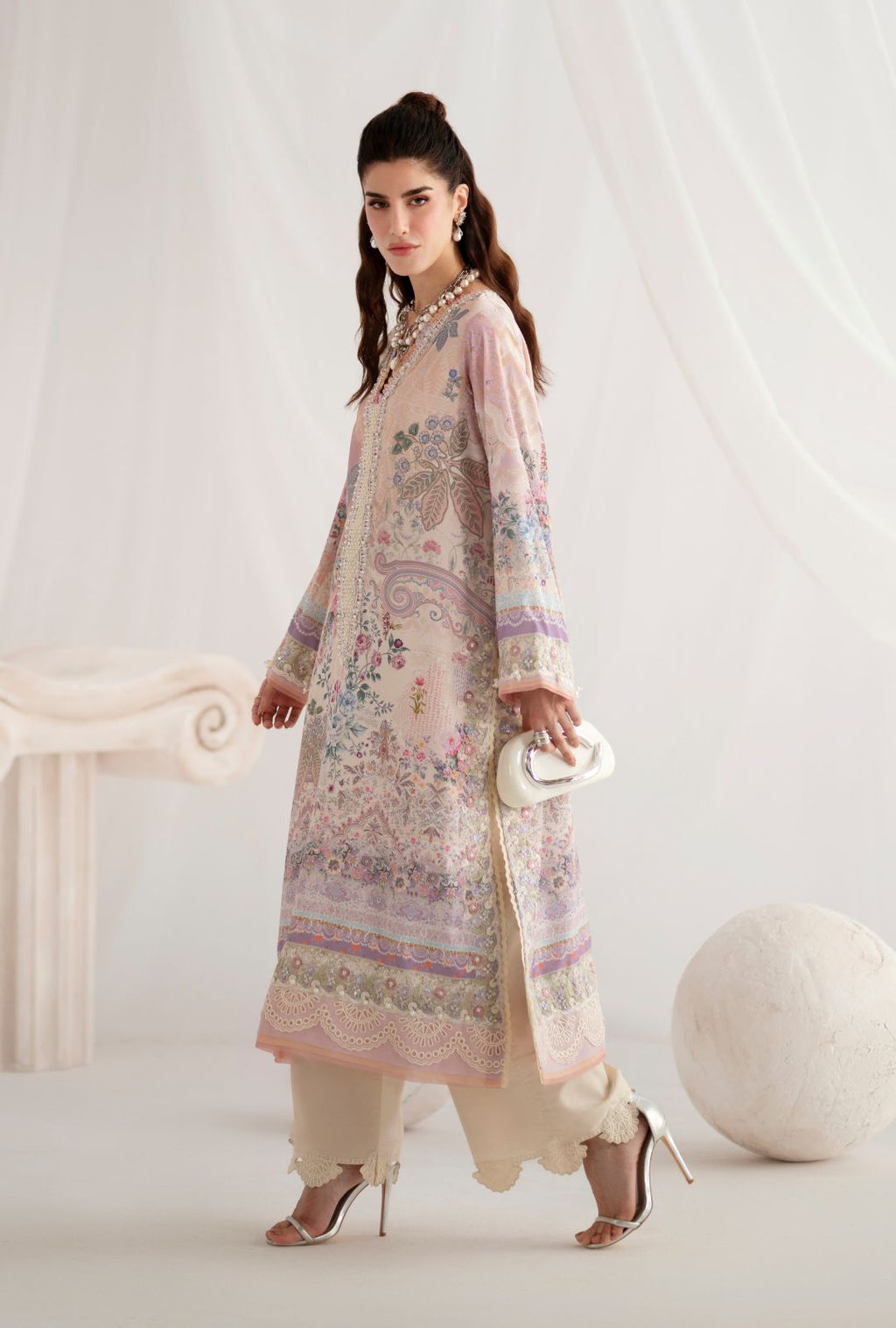 AJR COUTURE - ROSIRA