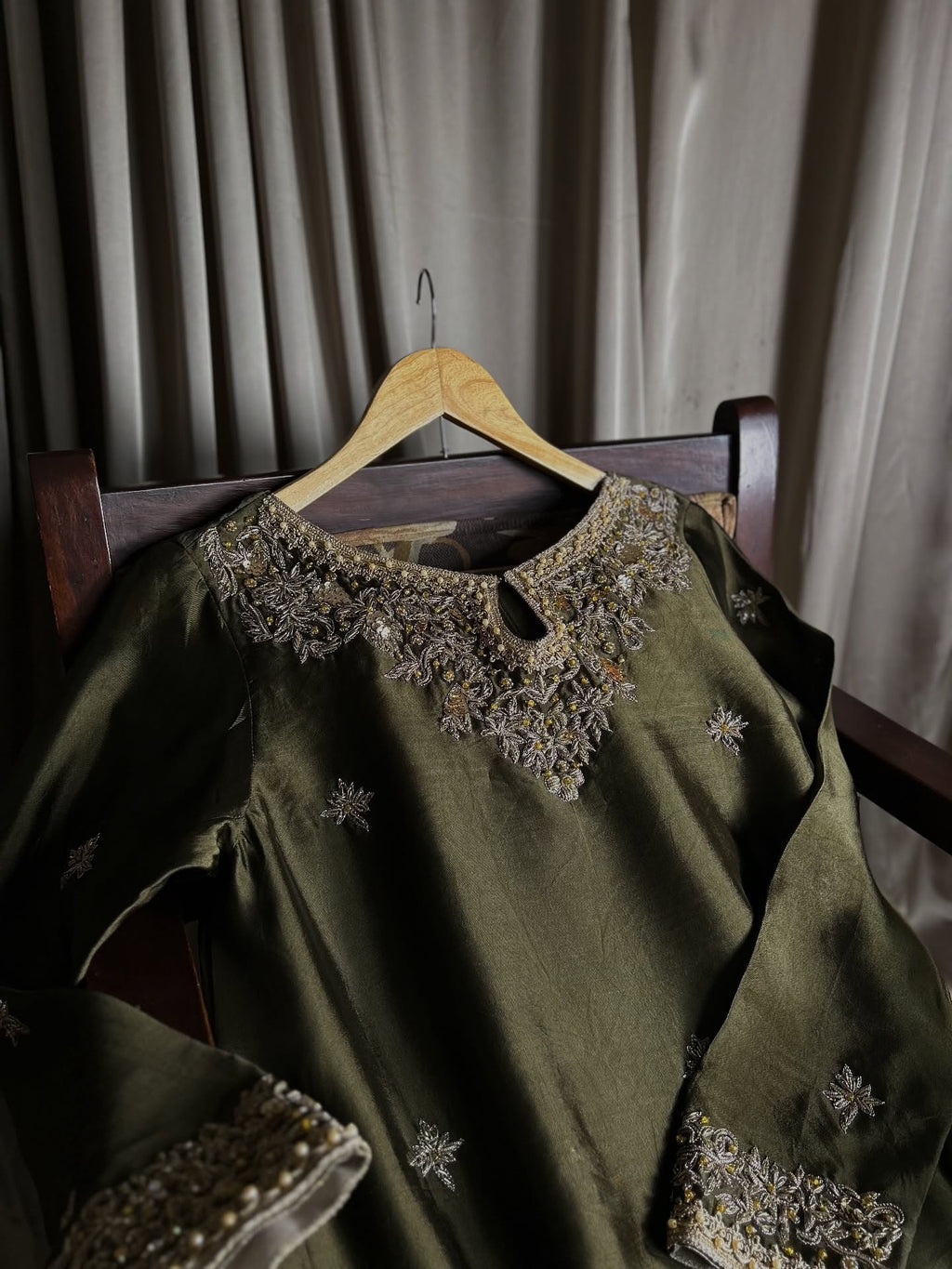 MAHJABEEN-OLIVE GREEN