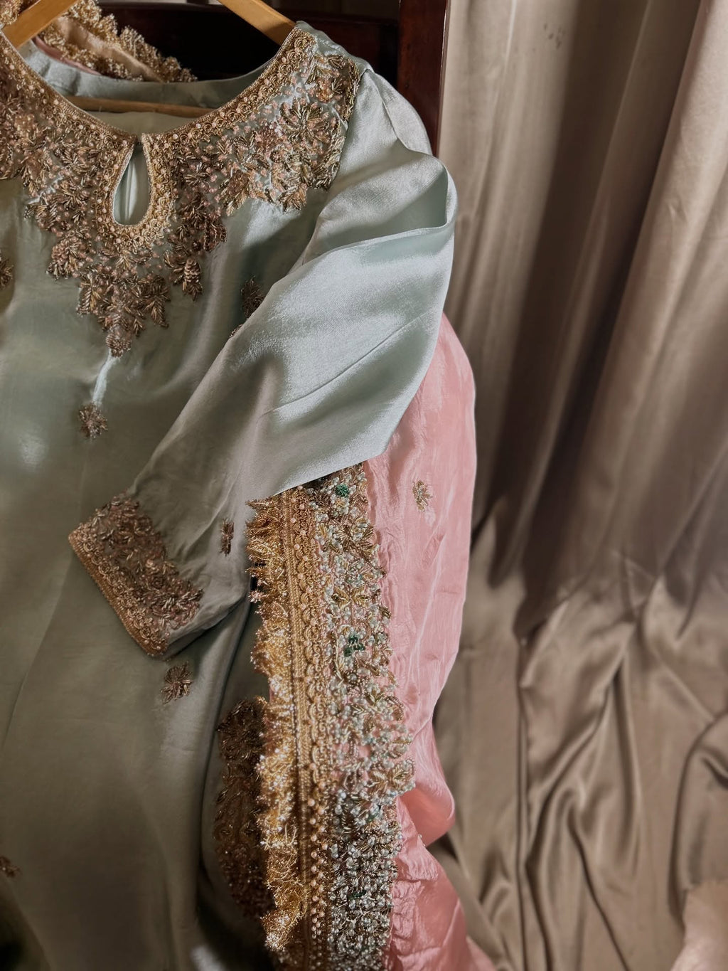 MAHJABEEN-PASTEL MINT
