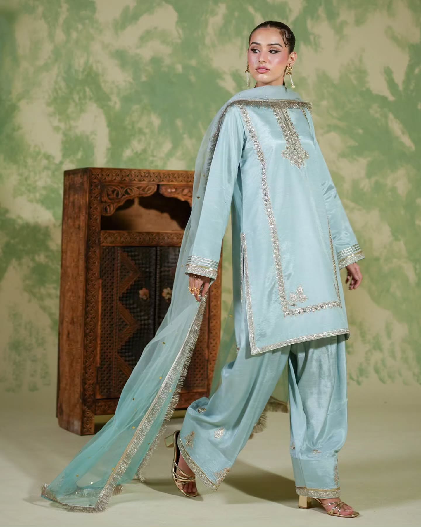 AENI ICE BLUE