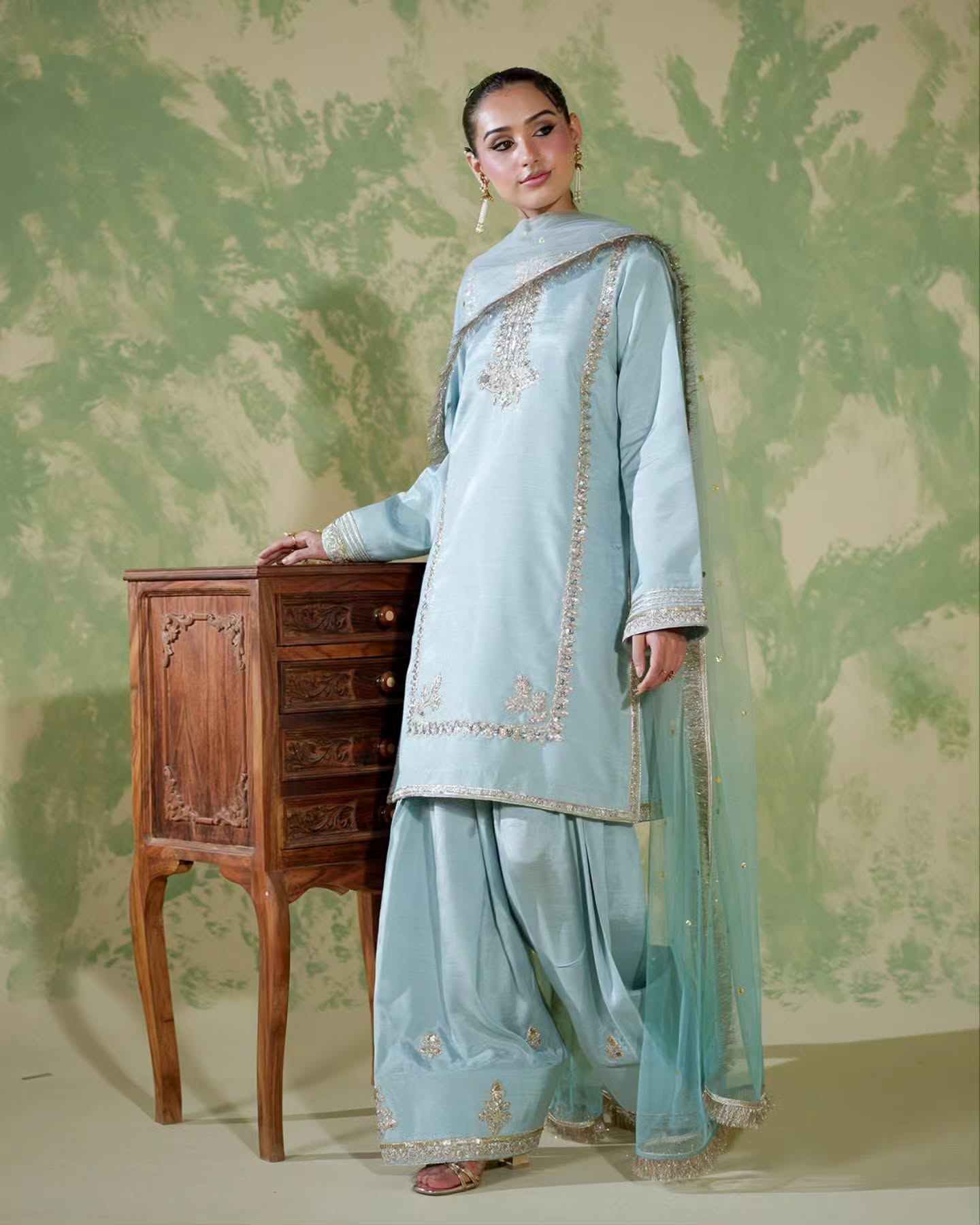 AENI ICE BLUE
