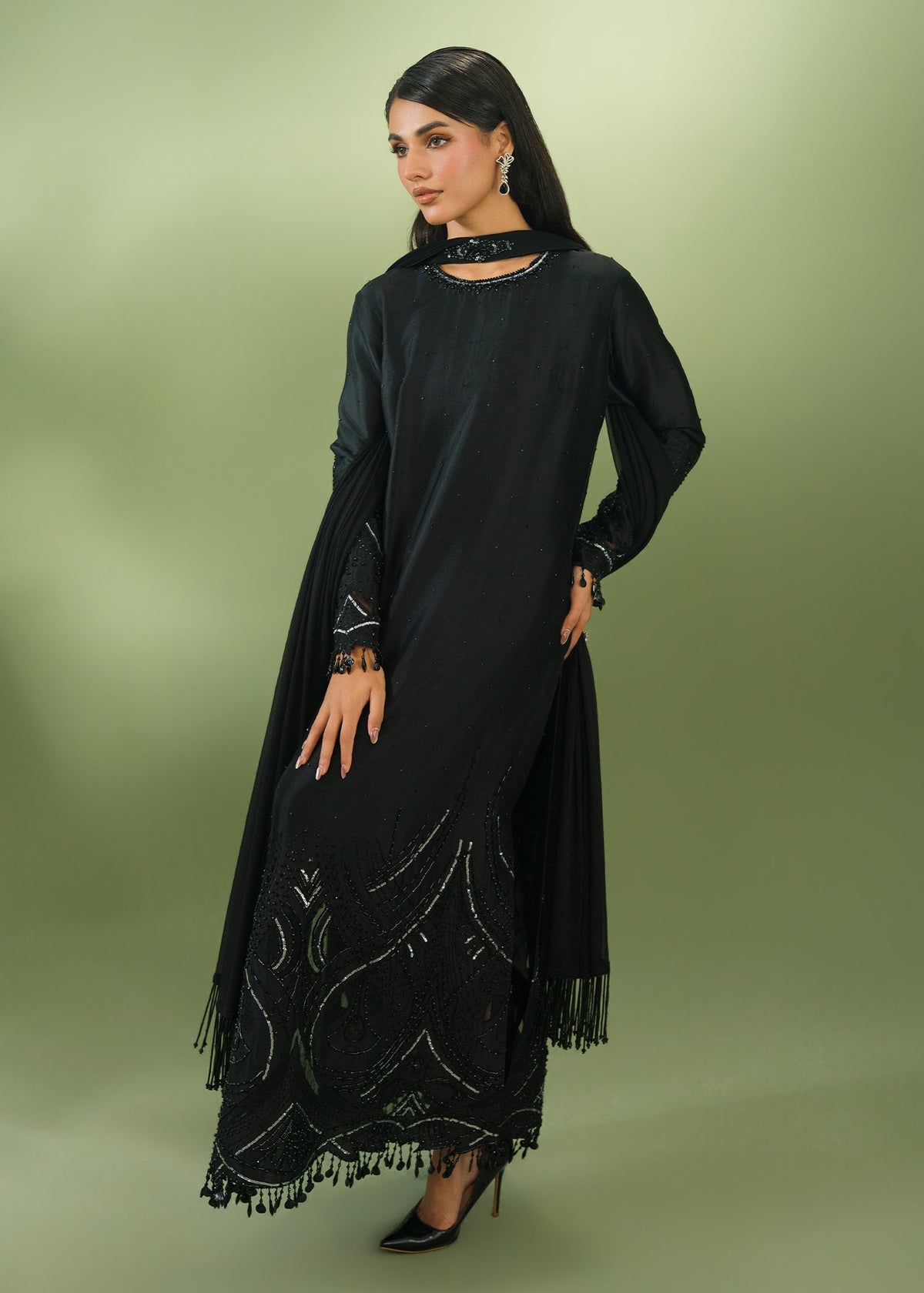 AURA BLACK