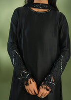 AURA BLACK