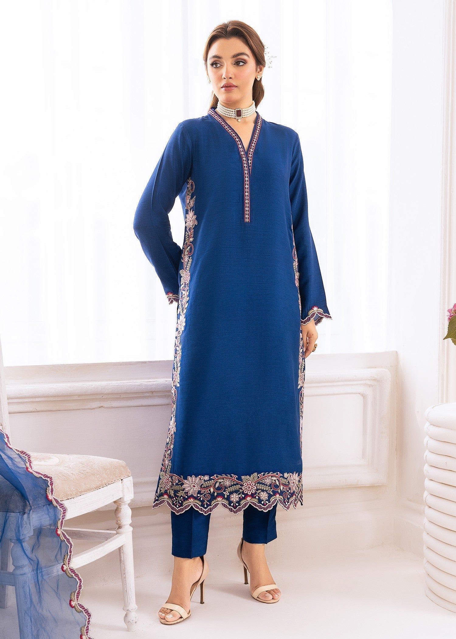 ELARA (ROYAL BLUE)